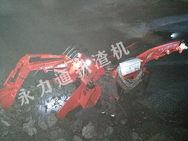 永力通礦用扒渣機(jī) (17).jpg